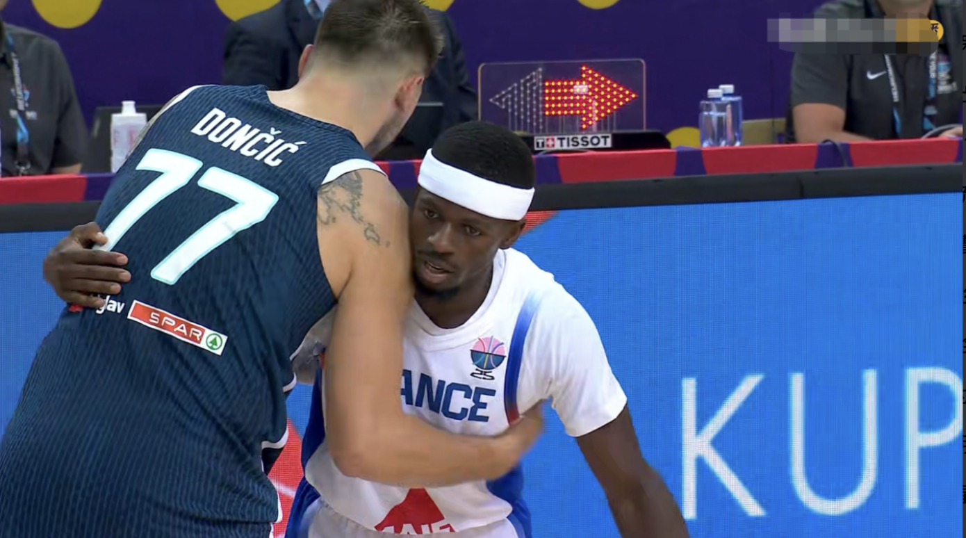 博彩网址导航-那不勒斯vs法兰克福